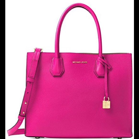 Michael Kors Handbags - 💕Michael Kors Mercer Lg Conv Tote - Raspberry